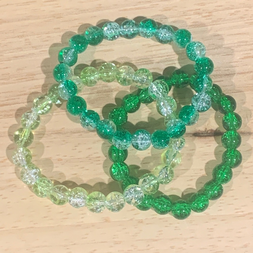 Handcrafted Set of 3 Green Cracked Glass Bead Bracelets Stretch Green Clear Boho